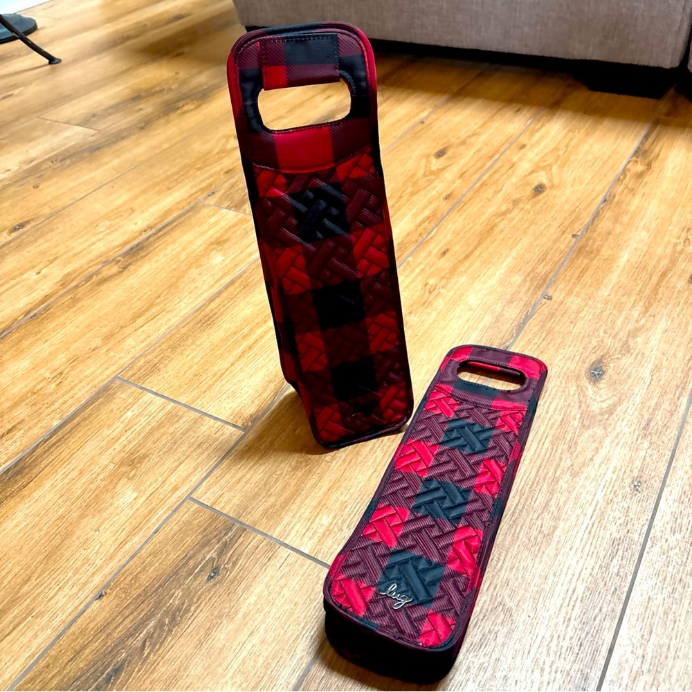 NWOT LUG Insulated Wine Tote Shuttle Red/Black Buffalo Plaid Carrier Tote $70